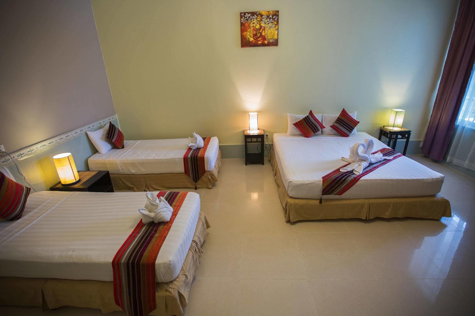 Coolabah Hotel Sihanoukville Exterior photo