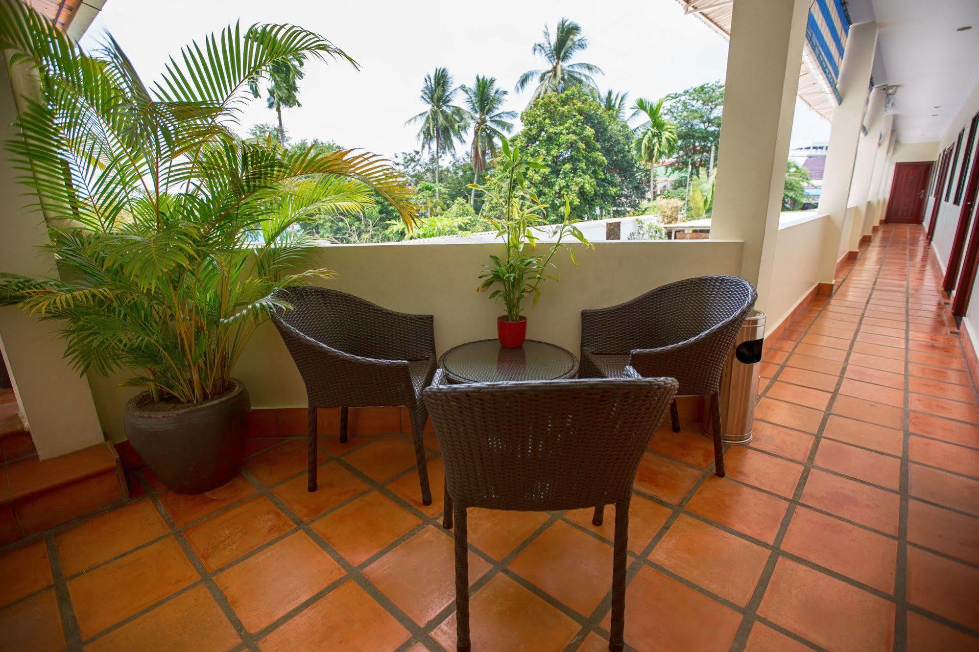 Coolabah Hotel Sihanoukville Exterior photo