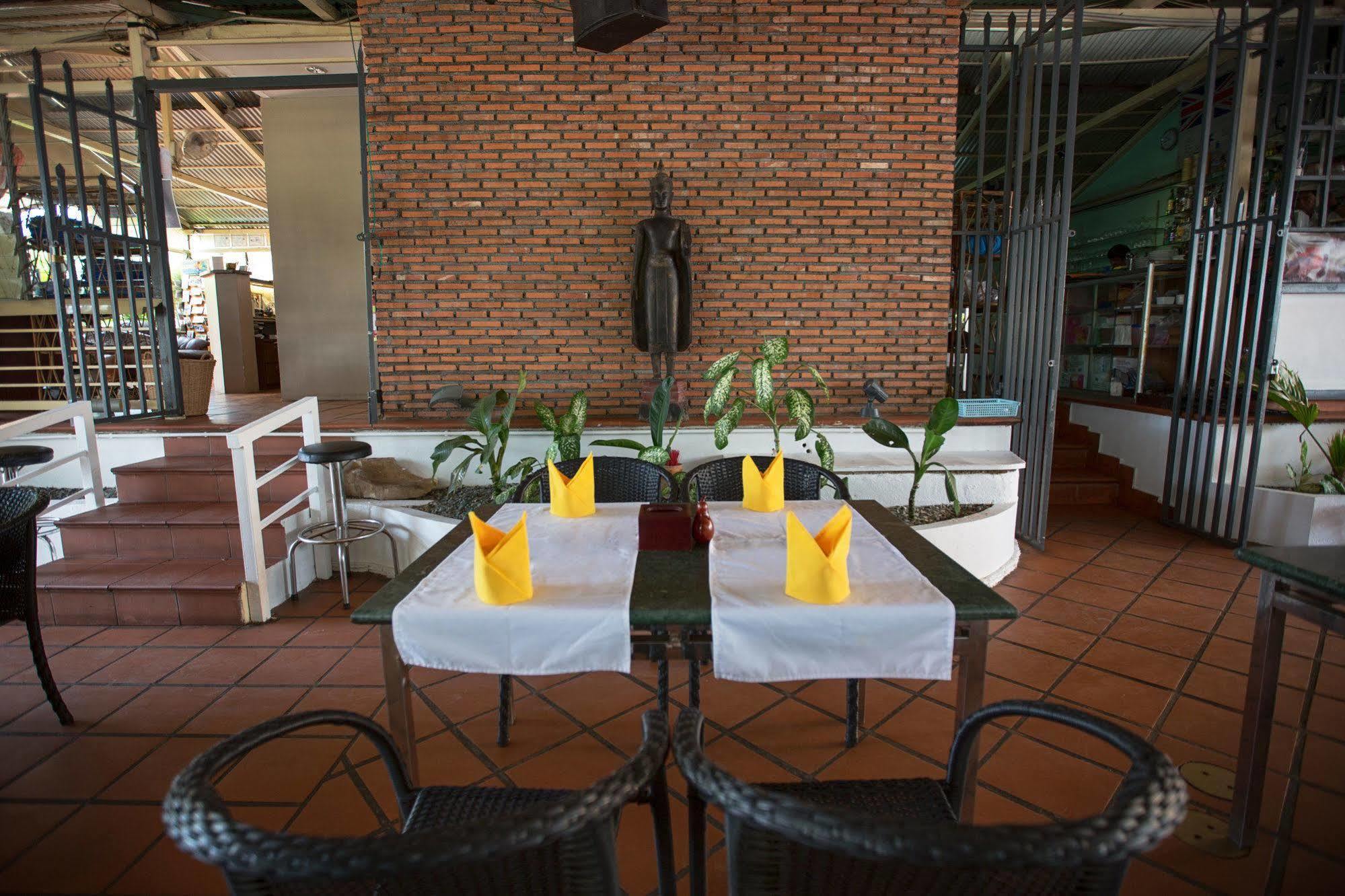 Coolabah Hotel Sihanoukville Exterior photo